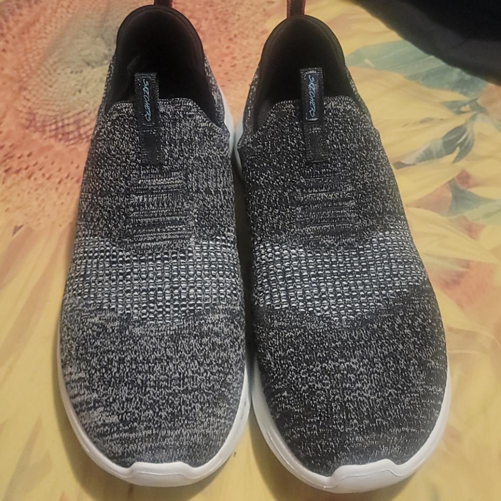 Skechers memory foam shoes